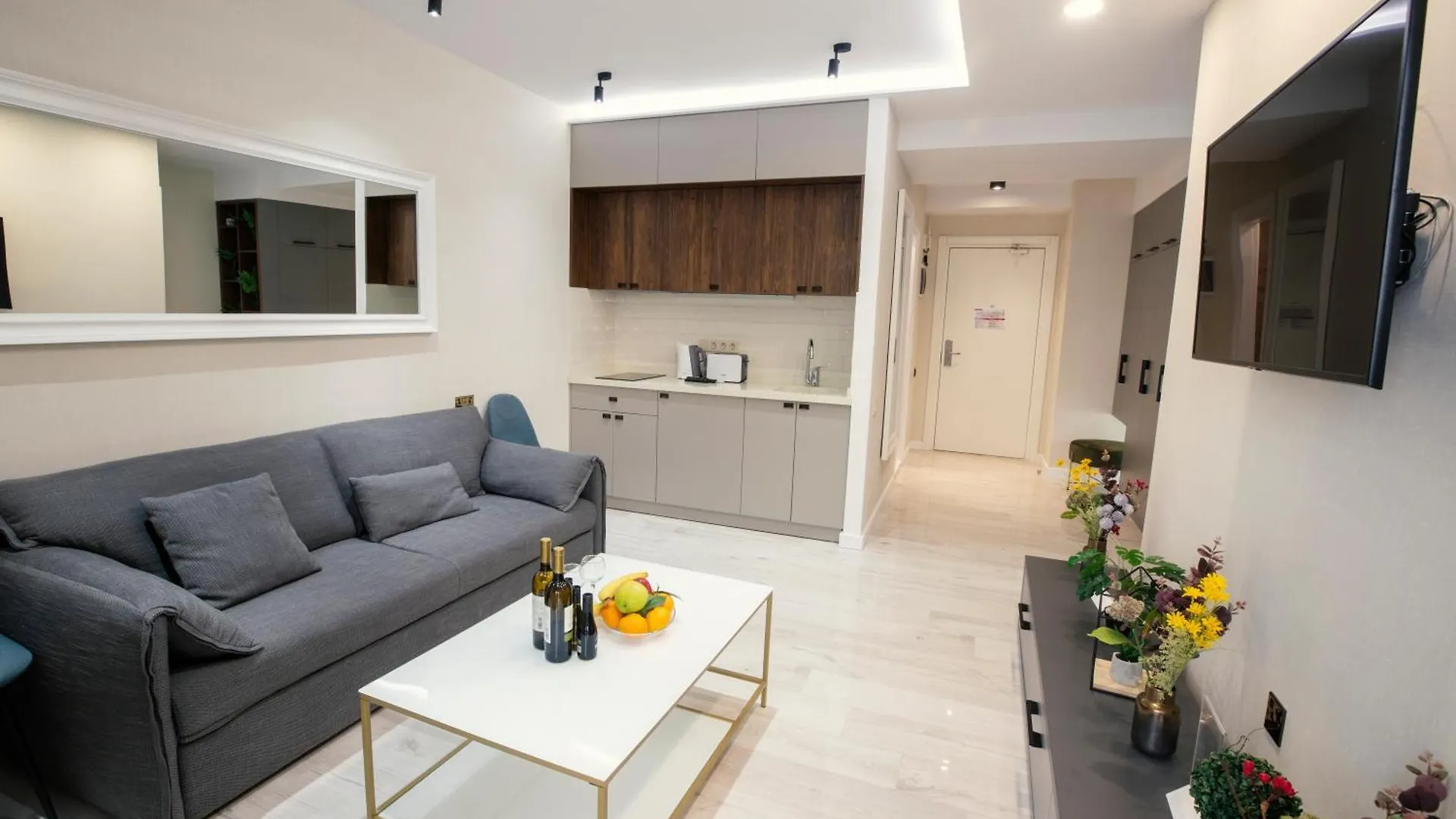 باتومي Gq Luxe Apartments In Alliance Palace 0*,  جورجيا